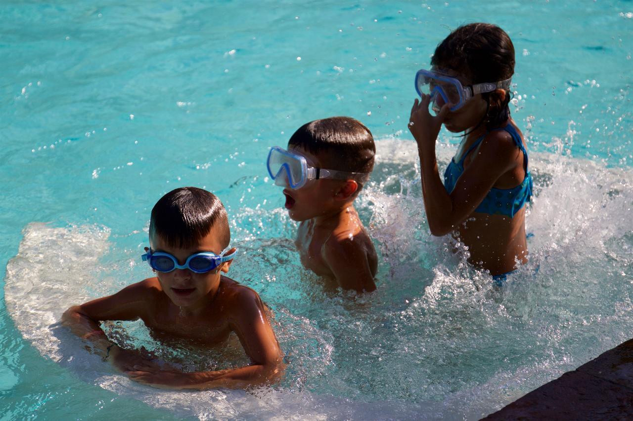 Camping Villaggio L'Ultima Spiaggia Bari Sardo Eksteriør billede